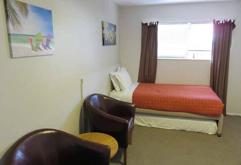 汽车旅馆  Mcwilliam Apartments