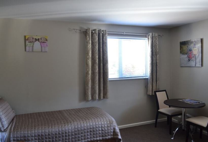 汽车旅馆  Mcwilliam Apartments