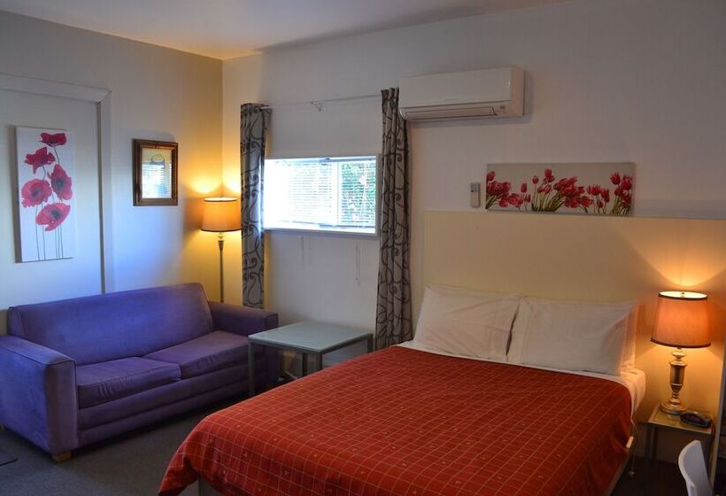 汽车旅馆  Mcwilliam Apartments