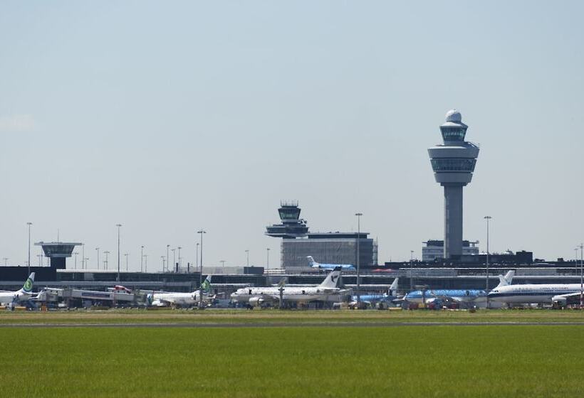 Novotel Amsterdam Schiphol Airport