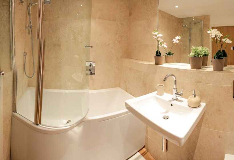 Park Views Apartments