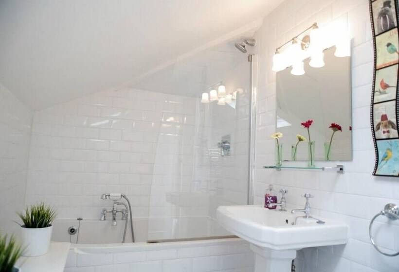 Park Views Apartments