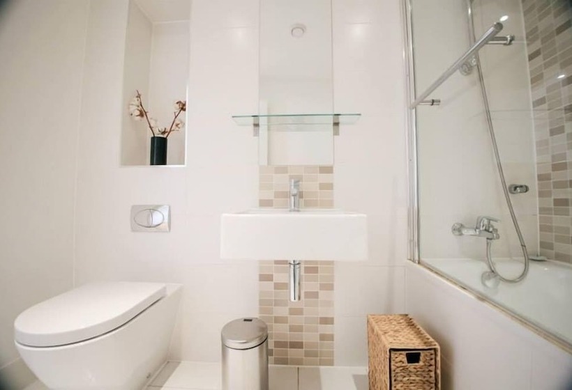 Park Views Apartments