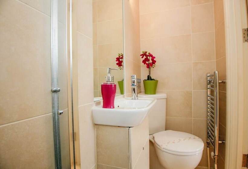 Park Views Apartments