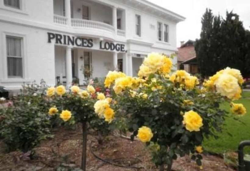 Princes Lodge Motel