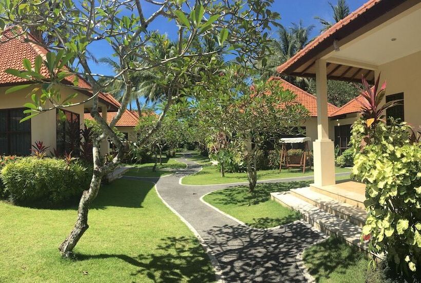 אתר נופש Orlowsky Discovery Candidasa