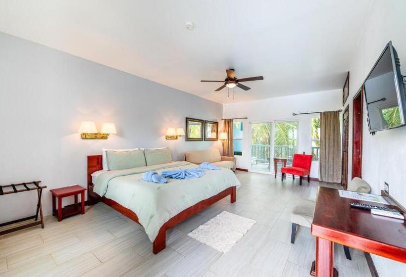 منتجع Parrot Cove Lodge