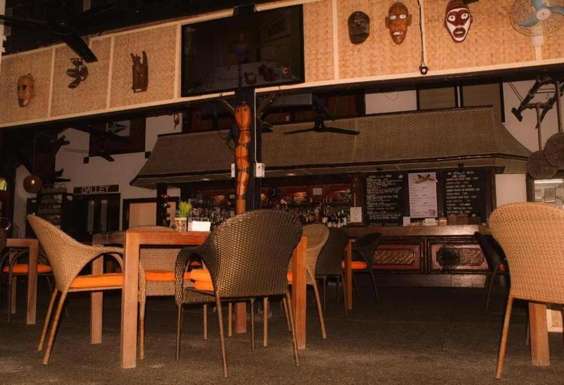 אתר נופש The Coral Beach Club