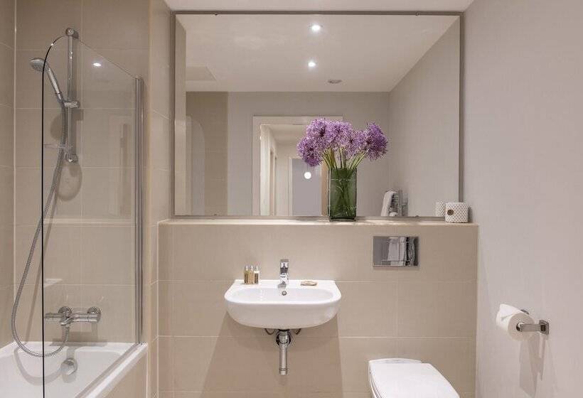 Cove Minshull Street