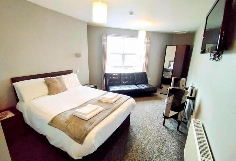 The Custom House Hotel