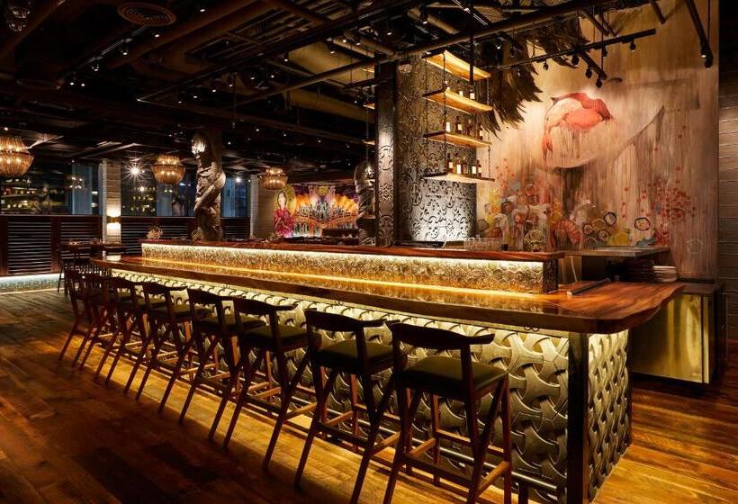 The Godfrey Hotel Boston