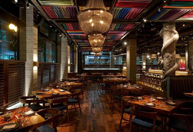 The Godfrey Hotel Boston