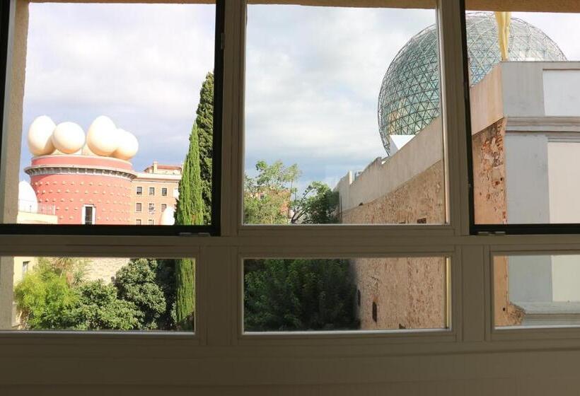 The Museum Apartments