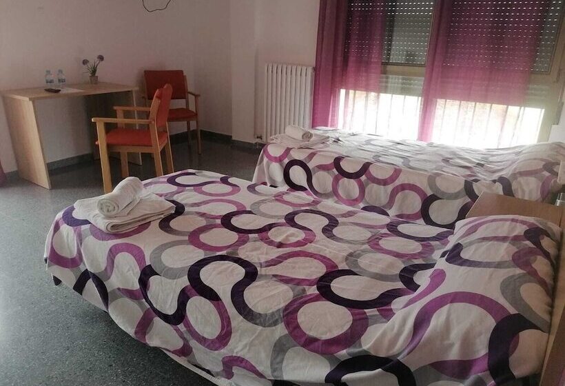 فندق فئة نجمة واحدة La Posada