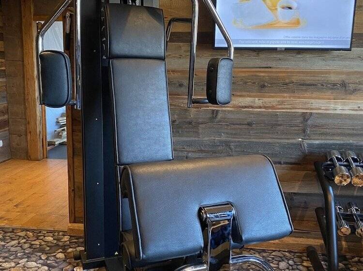 فندق Chalet Hôtel Du Mont Charvin