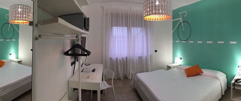 ホテル Lo Scoiattolo