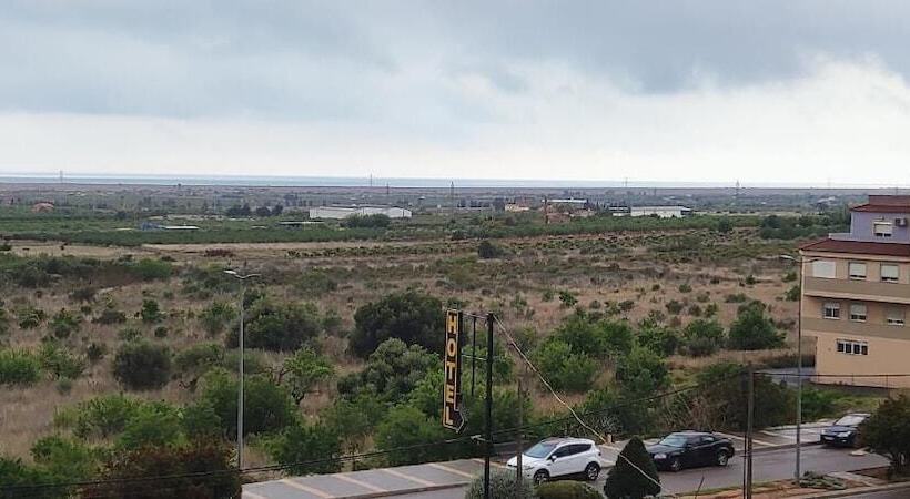 בית מלון כפרי Miramar