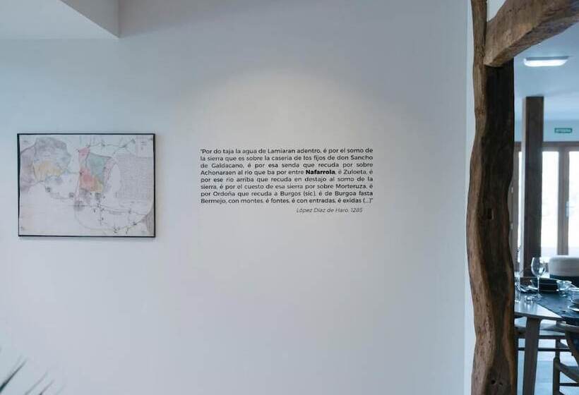 בית מלון כפרי Nafarrola Gastronomy & Wine