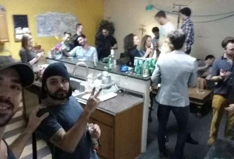 فندق صغير Artist Housing   Downtown