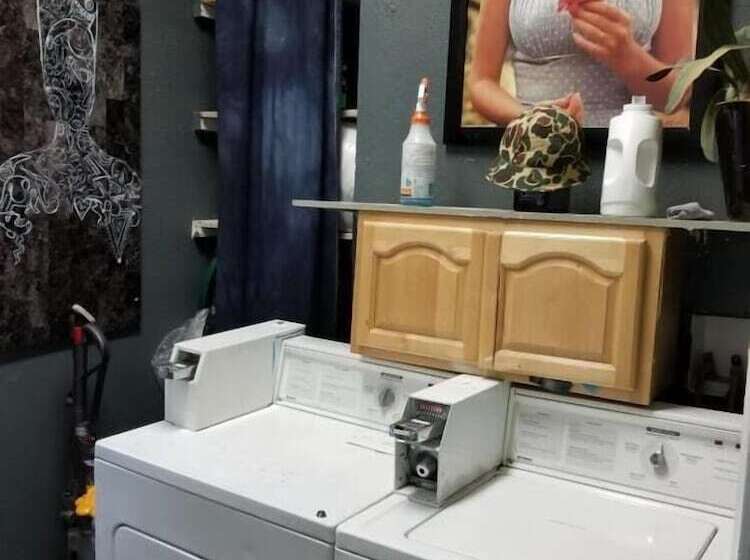 فندق صغير Artist Housing   Downtown