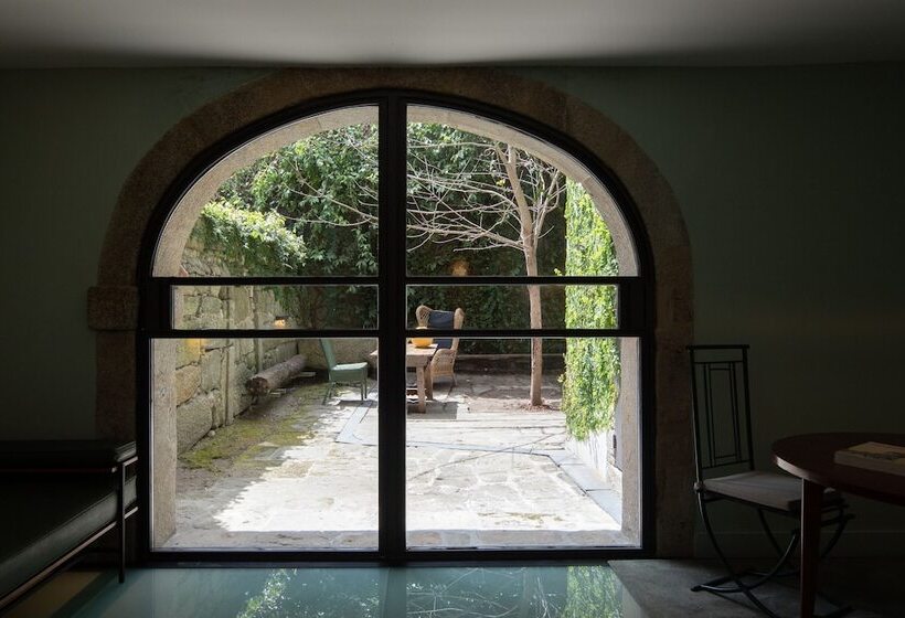 تختخواب و صبحانه Almadina Smart Luxury