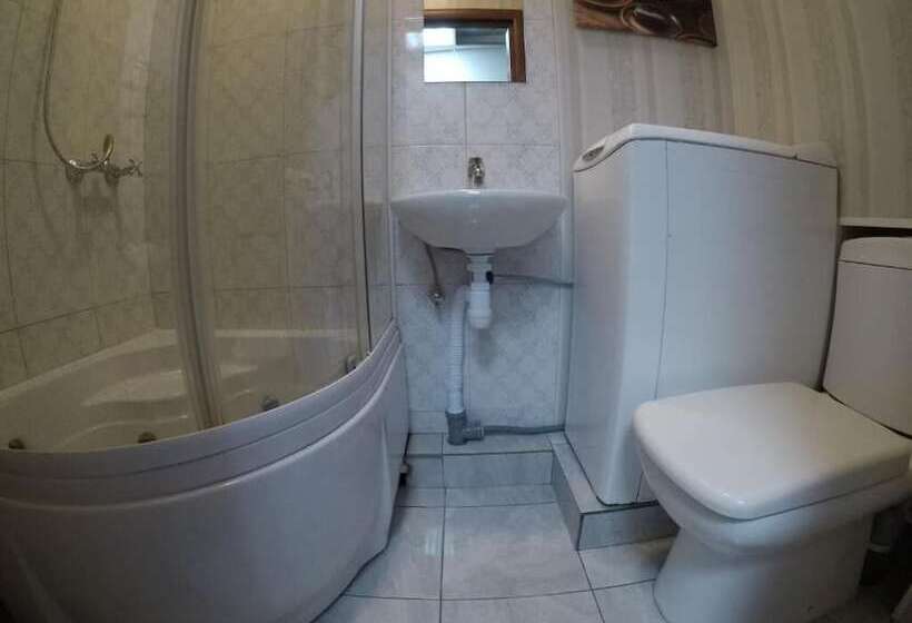 Bow Hotel On Nevsky 136