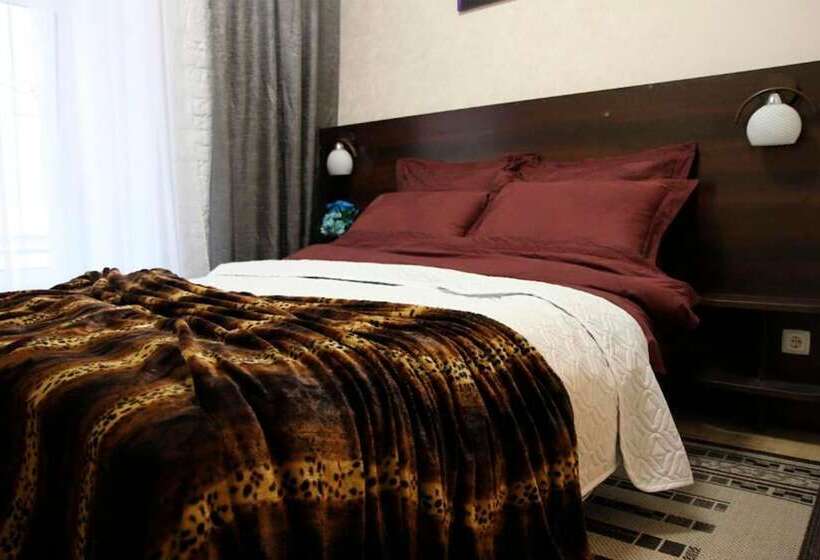 Bow Hotel On Nevsky 136