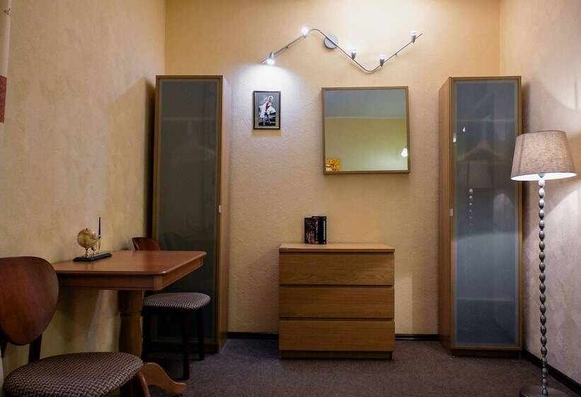 Hostel Nevsky 112