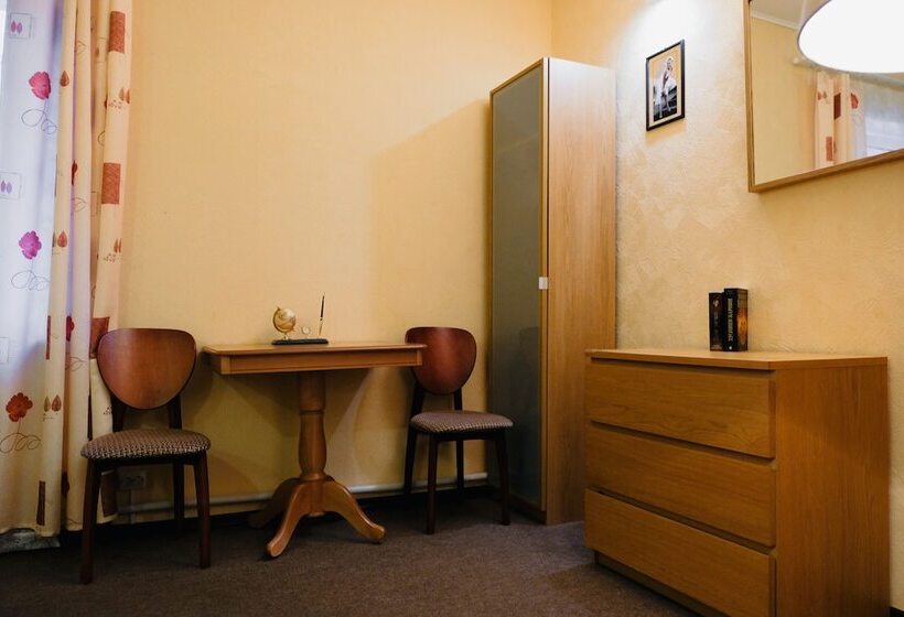 Hostel Nevsky 112