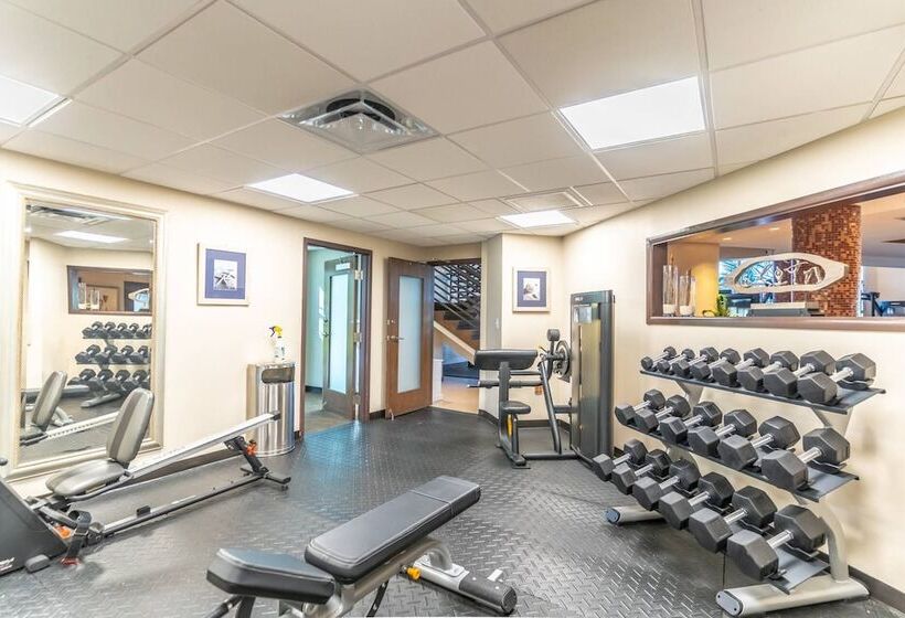 فندق 502 Little Harbor Inn