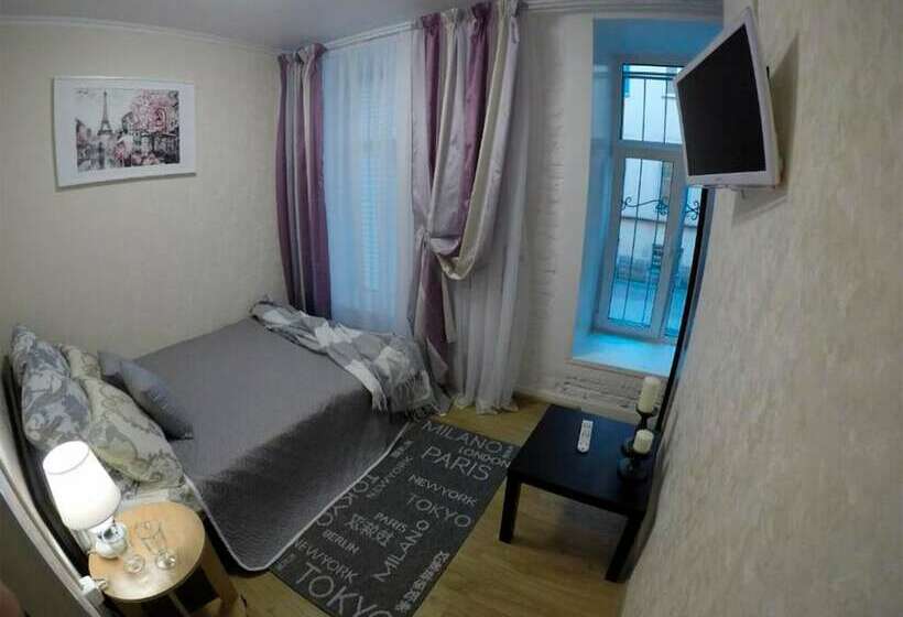 Bow Hotel On Nevsky 136