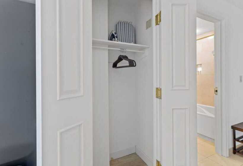 호텔 Cozysuites At Showboat