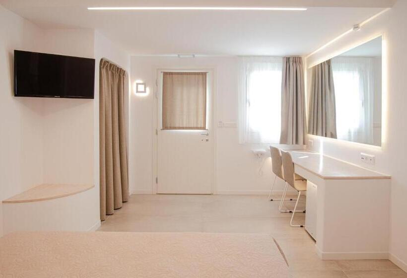 Отель Kritikakis Village