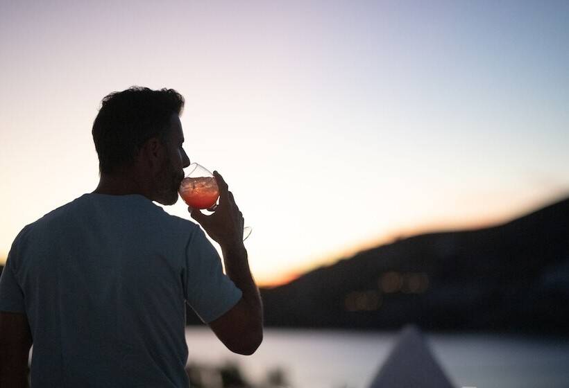 Отель Kritikakis Village