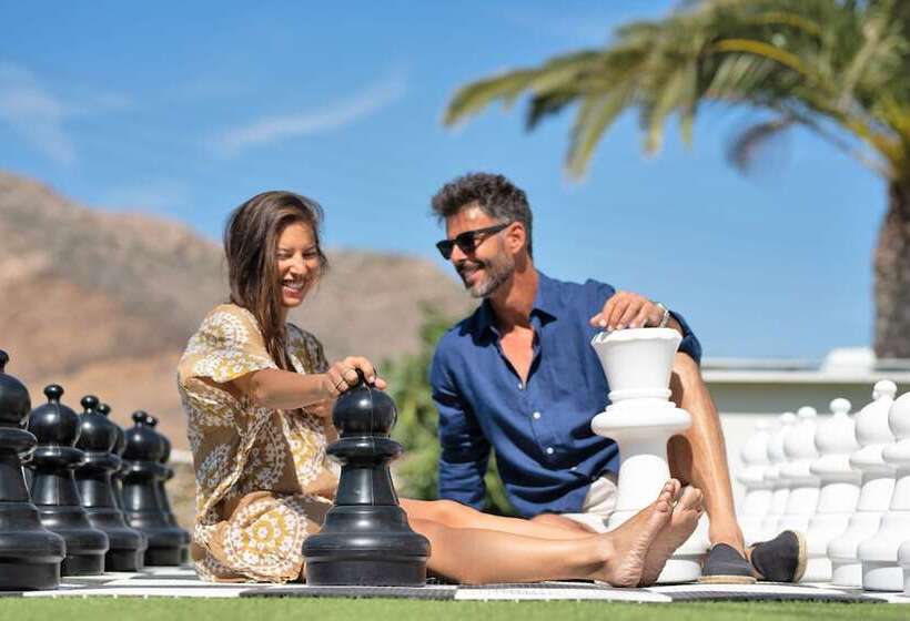 Отель Kritikakis Village