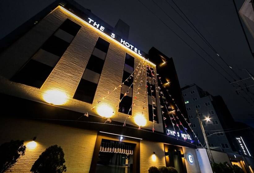 فندق على الطريق Ulsan Daldong The S