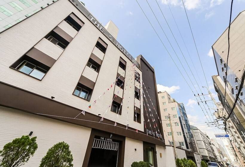 فندق على الطريق Ulsan Daldong The S