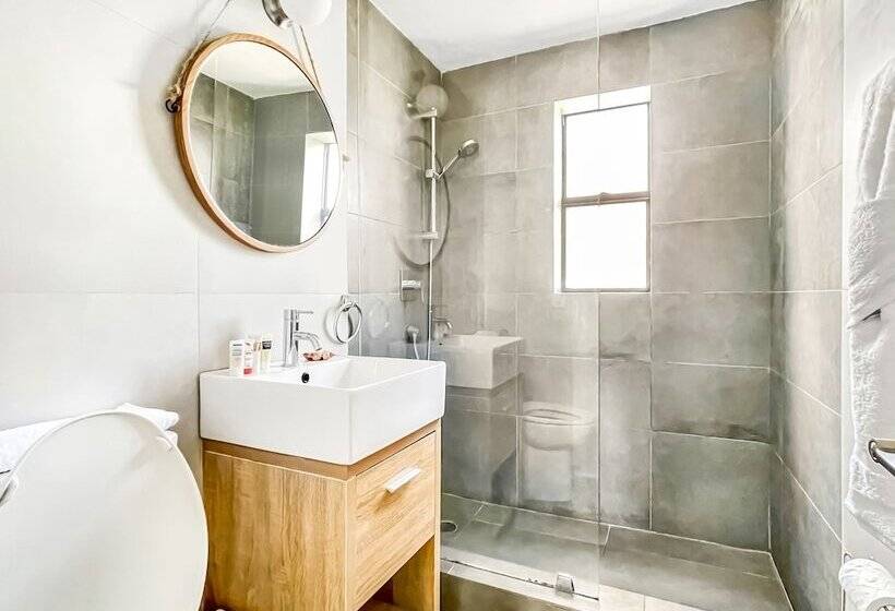 فندق على الطريق Ocean Sound S