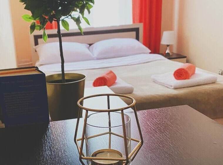 ペンション Gesthouse On Grecheskiy 29