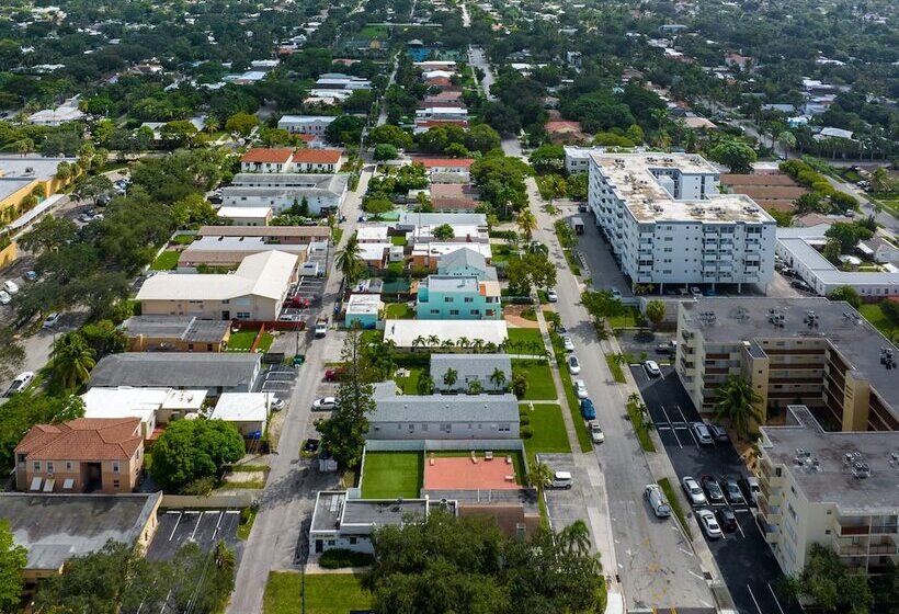 Praia Hotel Hollywood