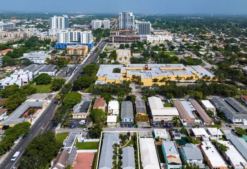 Praia Hotel Hollywood