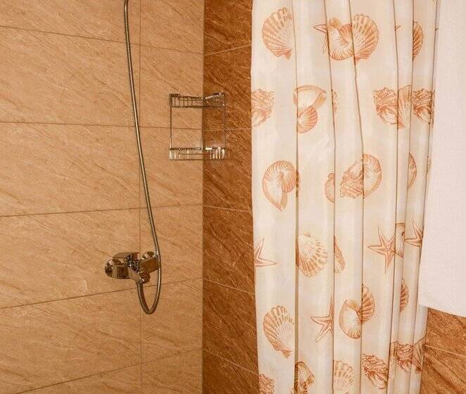 Prime Hotel & Hostel