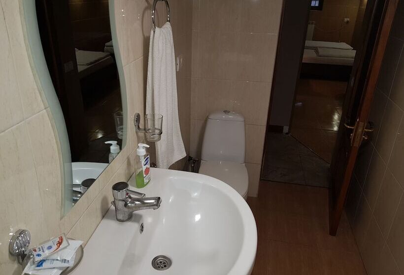 Prime Hotel & Hostel