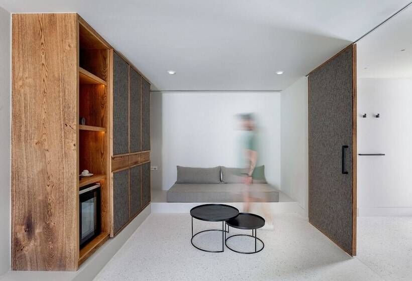 אתר נופש Noūs Santorini