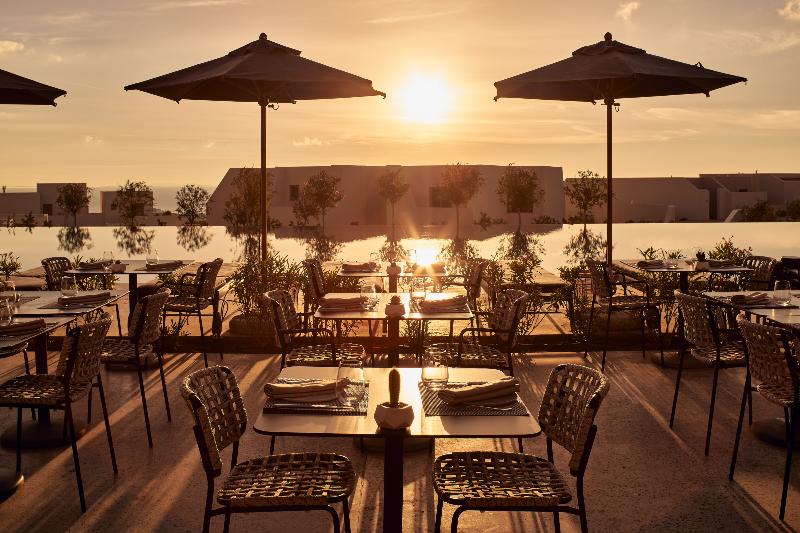 אתר נופש Noūs Santorini