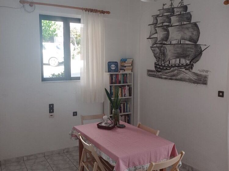 Argiro Studios And Apartments