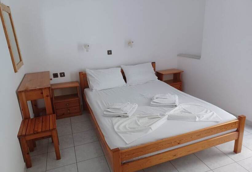 Argiro Studios And Apartments