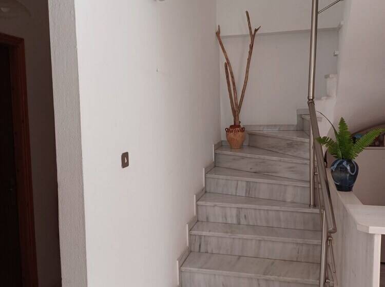 Argiro Studios And Apartments