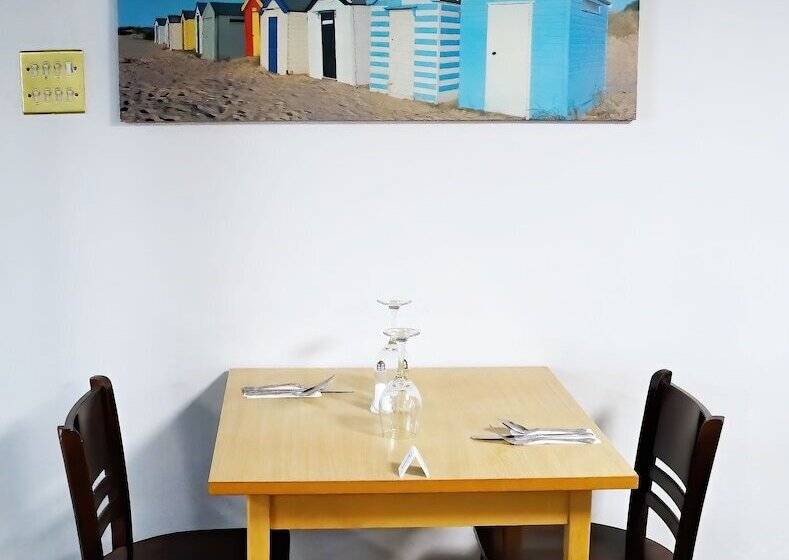 בית מלון כפרי Bluewaters