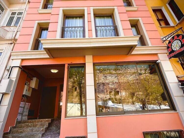 Saratoga Hotel Sultanahmet